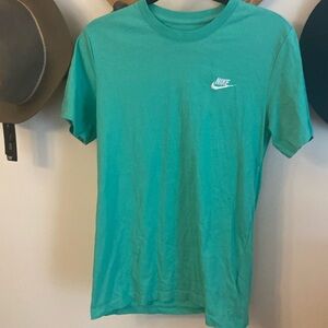 The Nike Tee Medium Turquoise